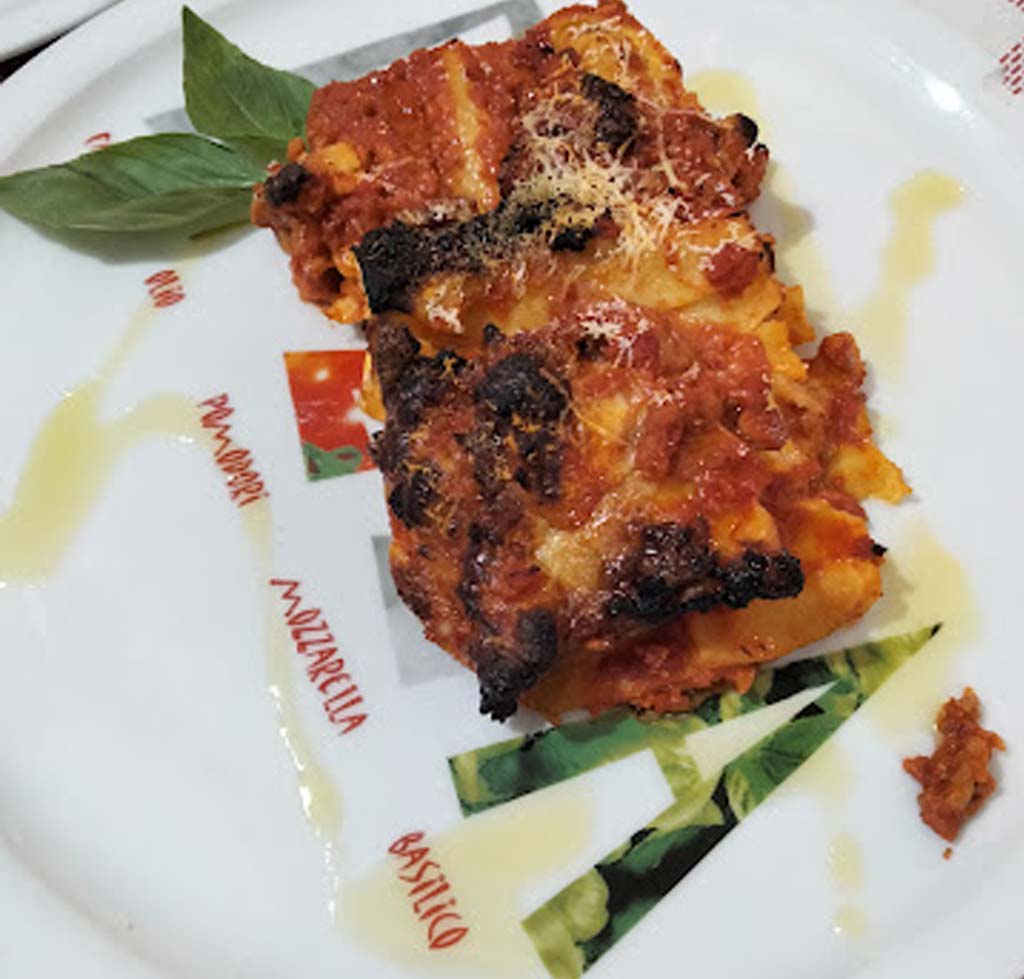 Mozza Pizza lasagna